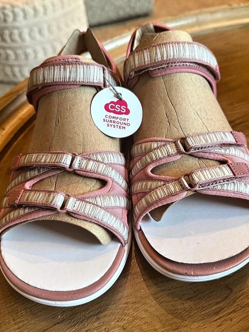 Rykä Savannah Sandals in Pink & White US 10W NWT